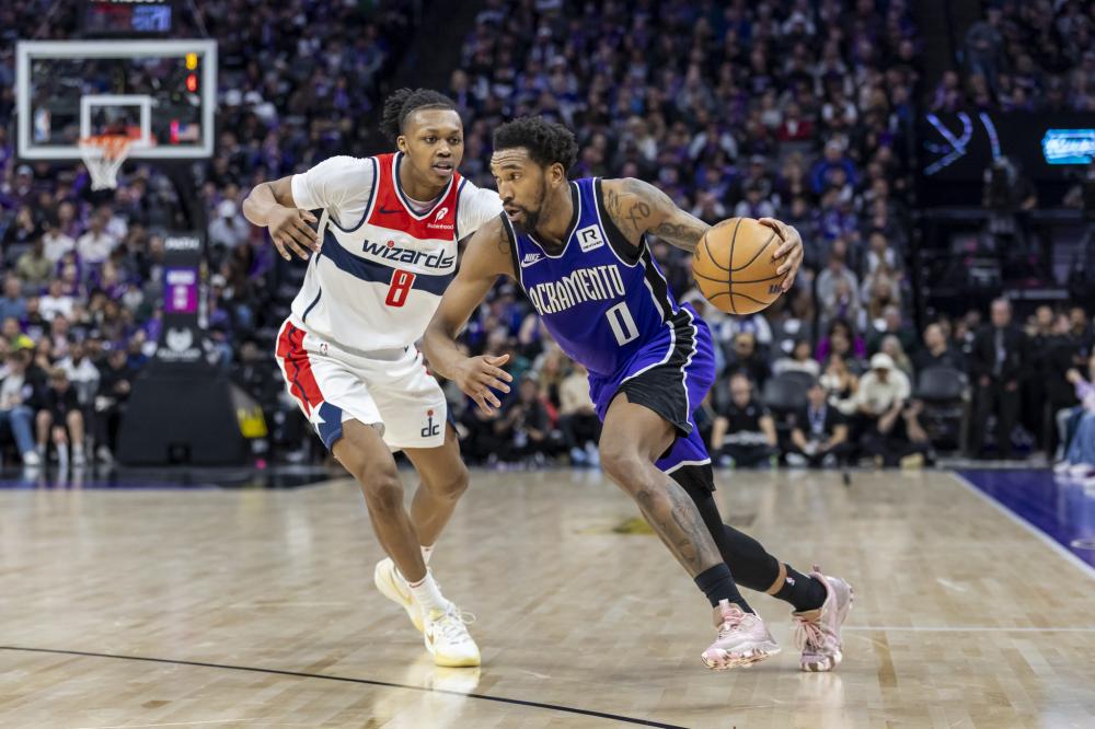 他与沙特方 他与沙特方